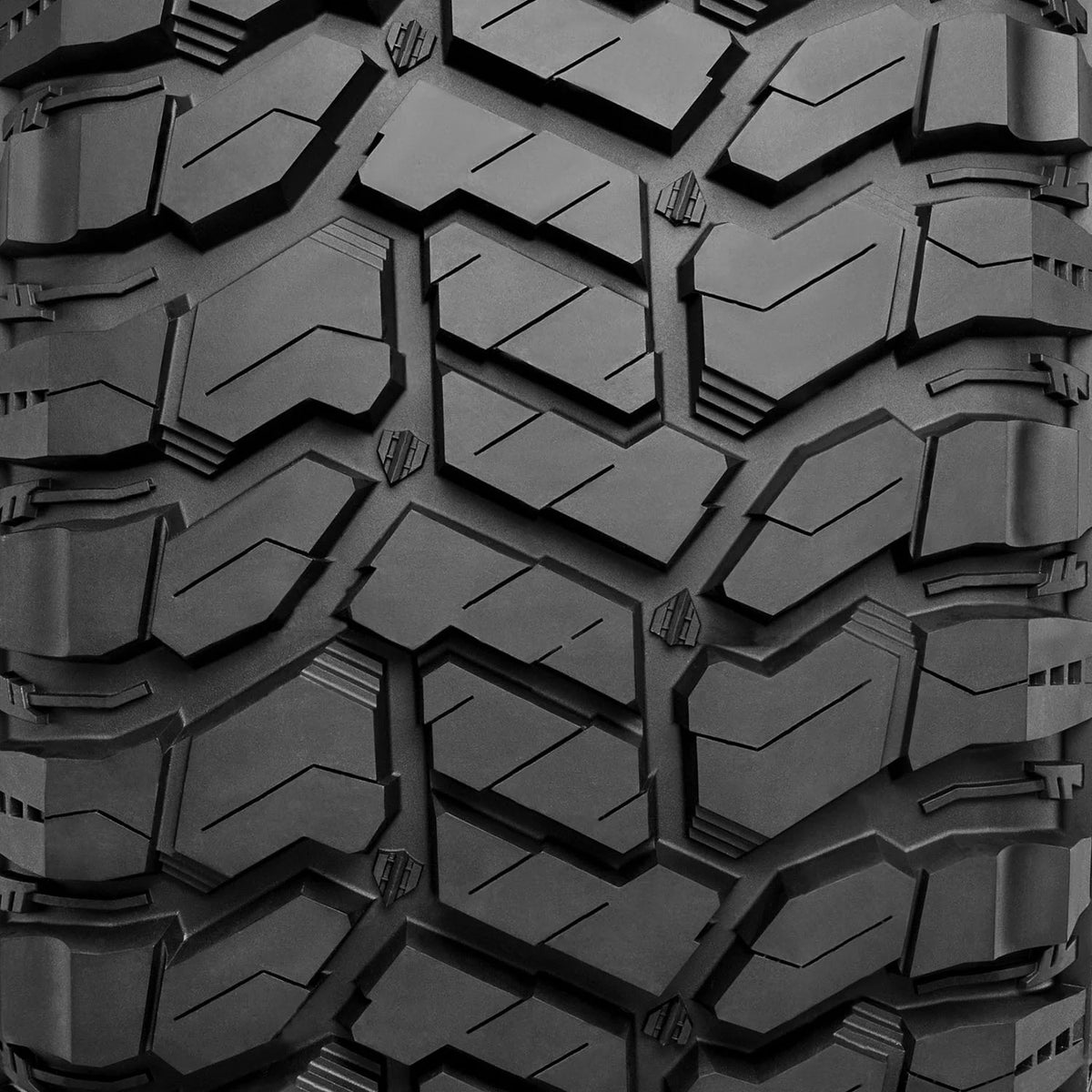 Rugged Terrain Light Truck Tire D51475